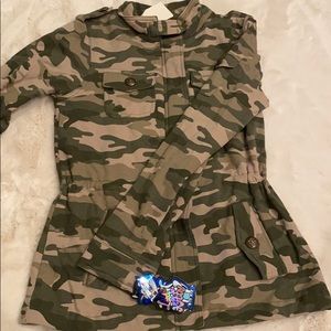 Camo zip up jacket